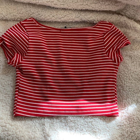 Zaful Striped Button Down Crop Top - Picture 5 of 7